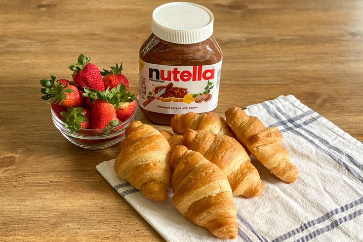 كروسان بالنوتيلا